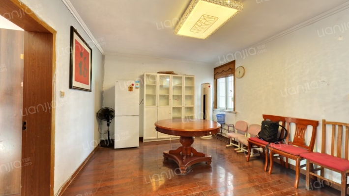 新苑村二手房实景图