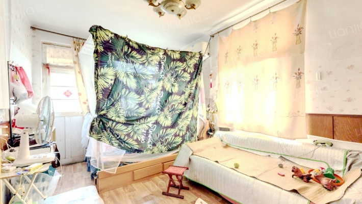 秀湛路二手房实景图