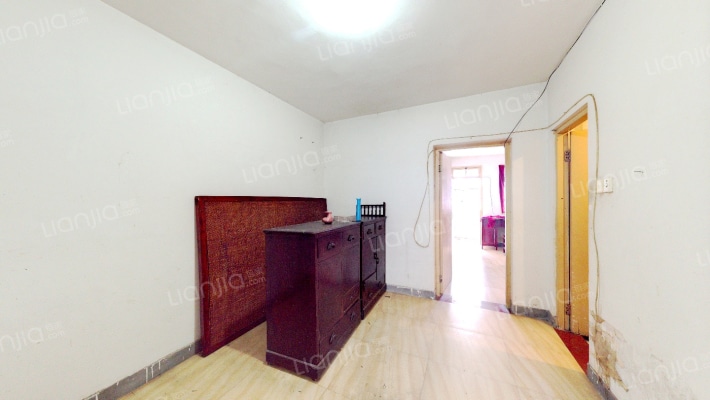 亚峰新区二手房实景图