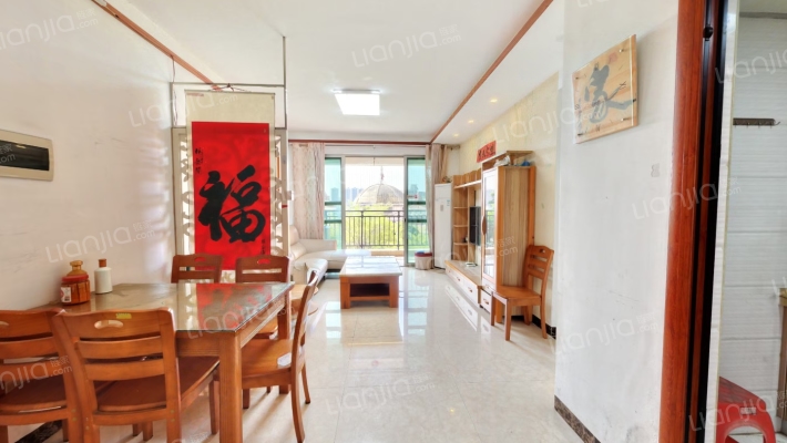 东逸湾花园二手房实景图