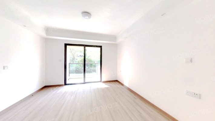 中梁旭辉国宾府二手房实景图