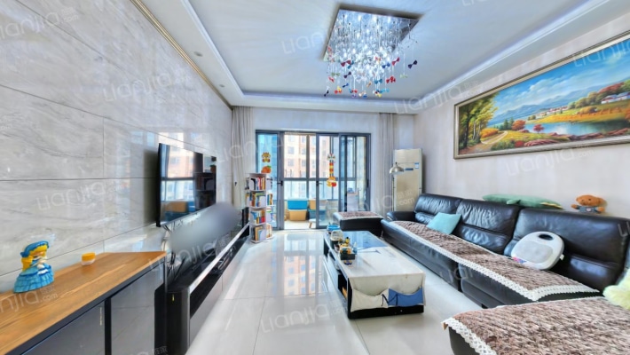 珠江花城四期二手房实景图