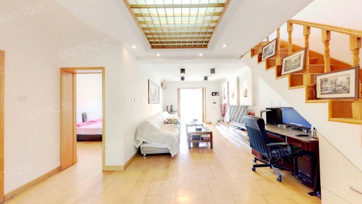 聚龙公寓二手房实景图