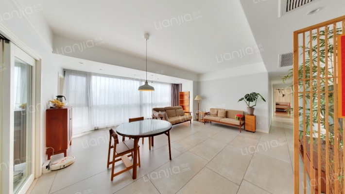 北大资源颐和翡翠府二手房实景图