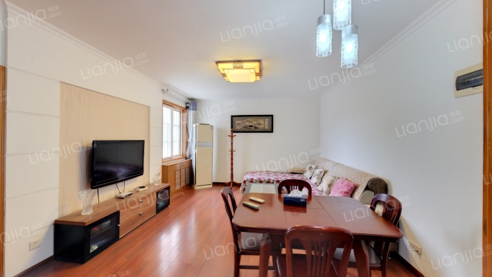 听水花园二手房实景图