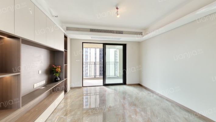 保利庭瑞阅江台沁园二手房实景图