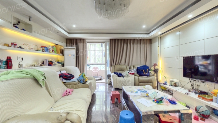 春晖闲庭二手房实景图