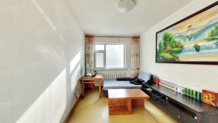 前进雅苑东区二手房实景图