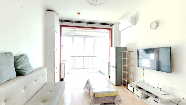 鸿仕雅居二手房实景图