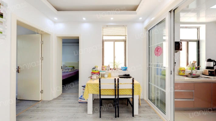 钟灵街54号二手房实景图