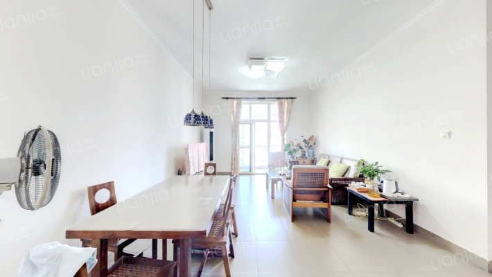 静居嘉苑二手房实景图