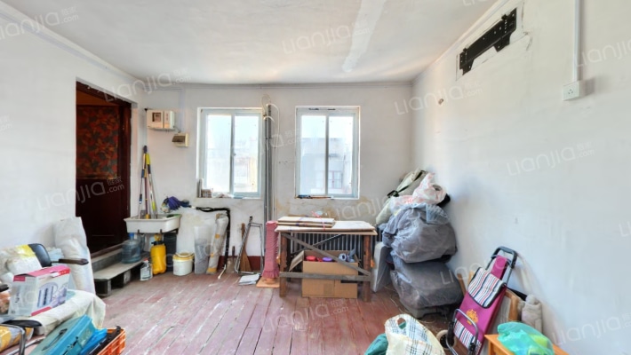 忠贤里二手房实景图