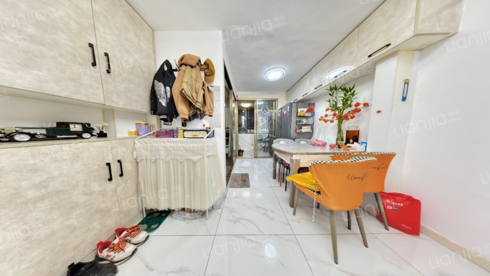 建大一期二手房实景图