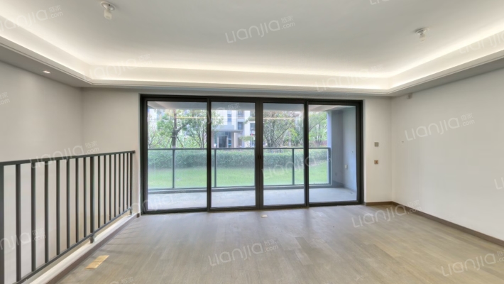 山樾云庭二手房实景图