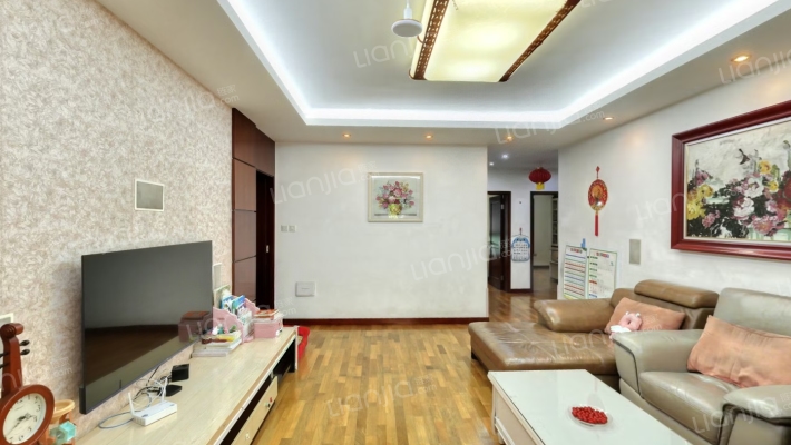 艺锦湾一期二手房实景图