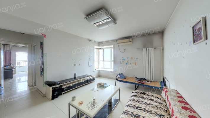 假日山水华庭二手房实景图