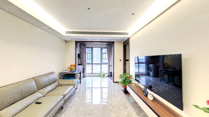 万科滨河道二手房实景图