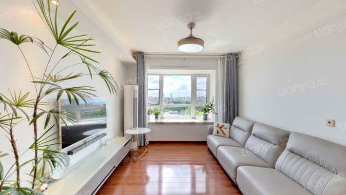 阿卡迪亚二区二手房实景图