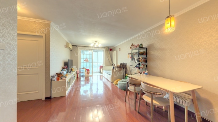 金隅丽港城二手房实景图