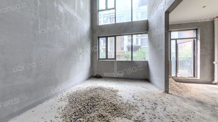 长虹上院二手房实景图