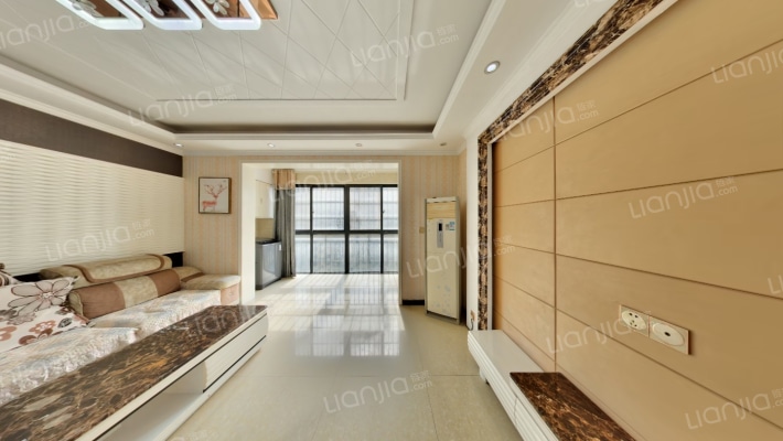 公园大地二手房实景图