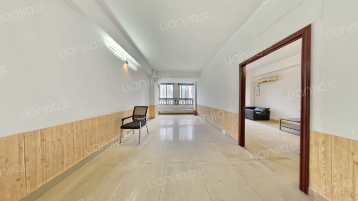 光谷国际大厦二手房实景图