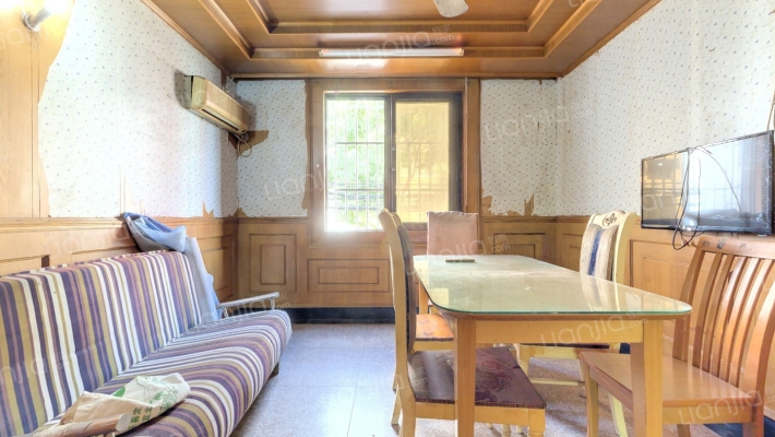 翔华新村二手房实景图