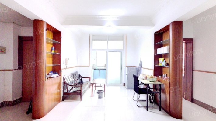 名人公寓二手房实景图