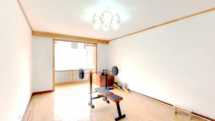 武警小区(青川路)二手房实景图