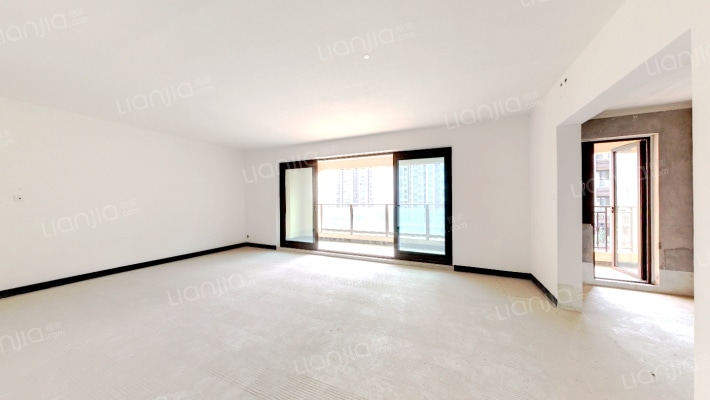 公园大道琳琅二手房实景图