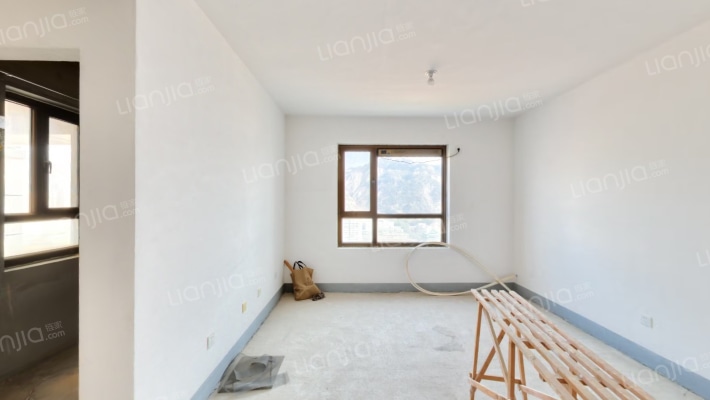 华富瑞士名居二手房实景图