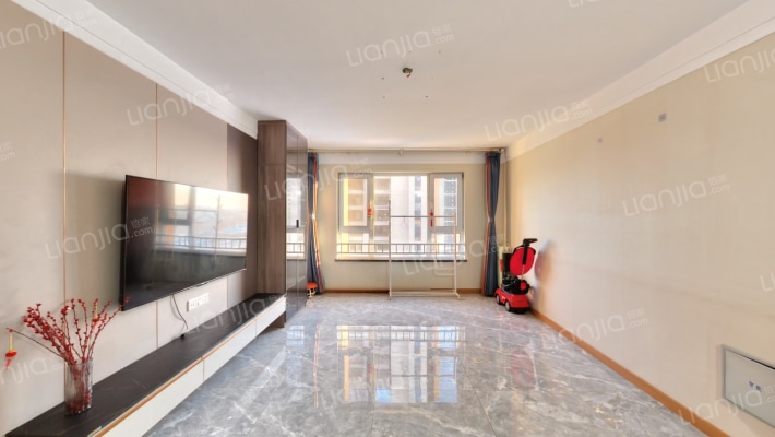 保利海德公园二手房实景图