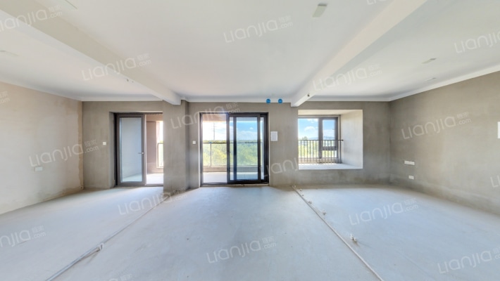 湛蓝晓月二手房实景图