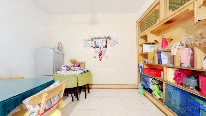 宏莲花园二手房实景图