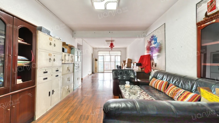 腾达广场二手房实景图