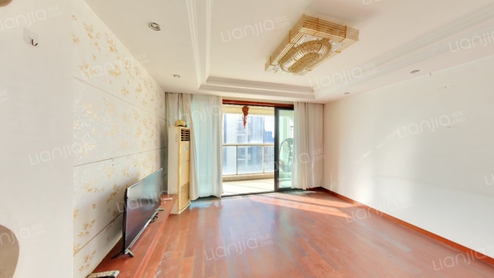 朗悦湾二手房实景图