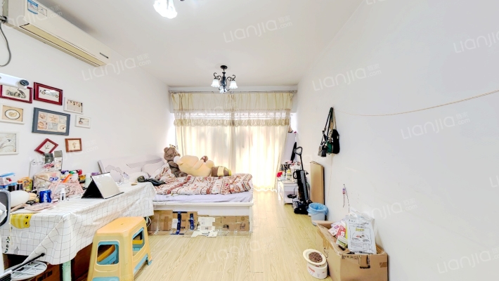 中航城西座二手房实景图