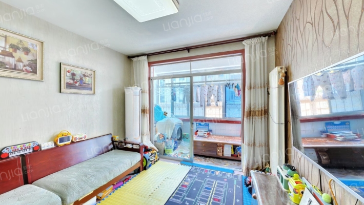 东关小区二手房实景图