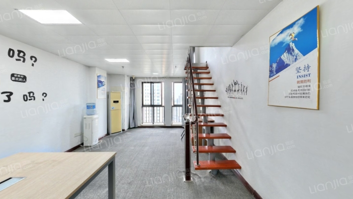 绿地启航社二手房实景图