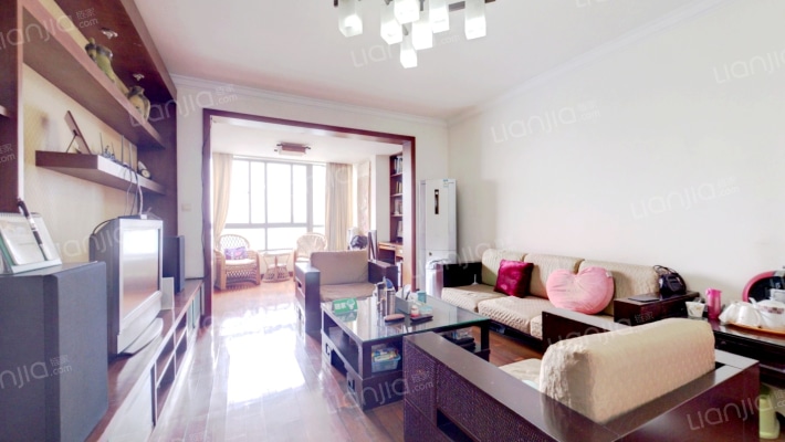 海上华庭二手房实景图