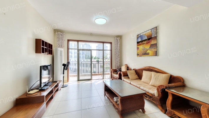 怡海豪庭二手房实景图