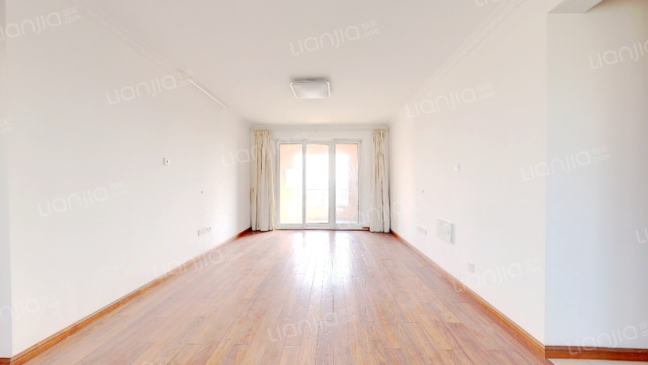 普罗旺斯二手房实景图