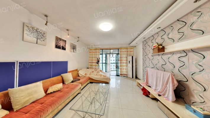 江畔人家二手房实景图