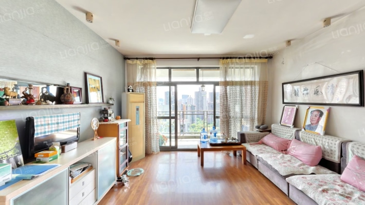 龙湖水晶郦城励苑二手房实景图