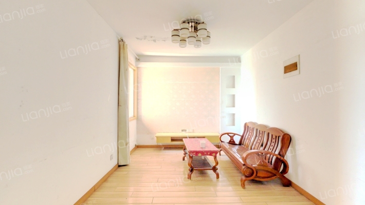 新海家园C区二手房实景图