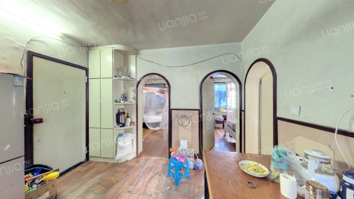 蔚斗新村新堰头二手房实景图