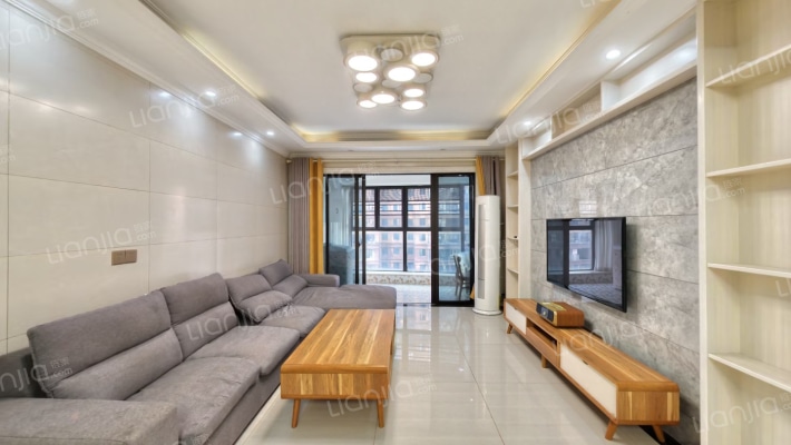 润和长郡二期二手房实景图