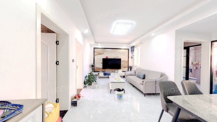 东方翡翠南苑二手房实景图