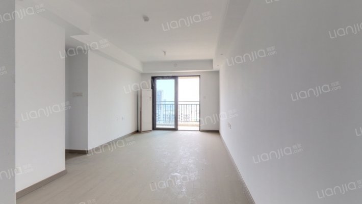 揽湾玖筑二手房实景图