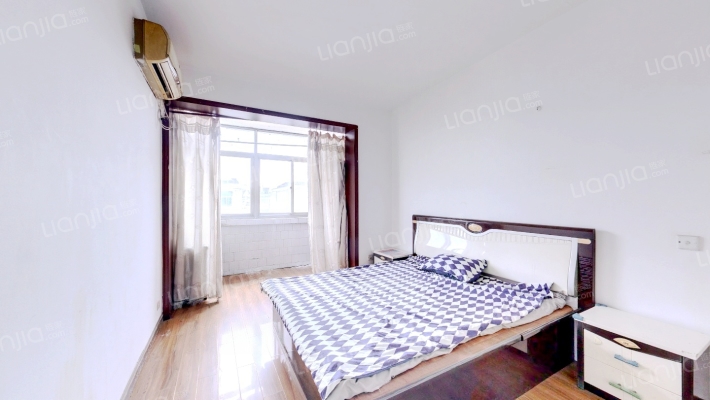 王场新村二手房实景图